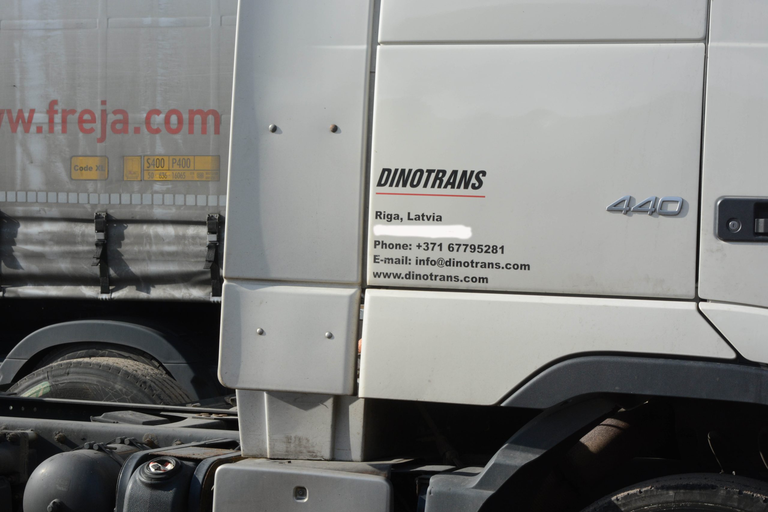 Dinotrans truck